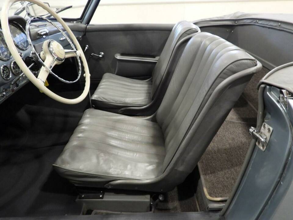 Image 6/15 of Mercedes-Benz 190 SL (1956)