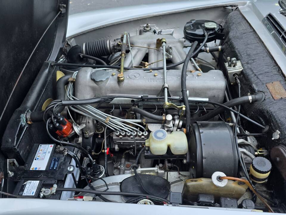 Bild 10/15 von Mercedes-Benz 230 SL (1964)