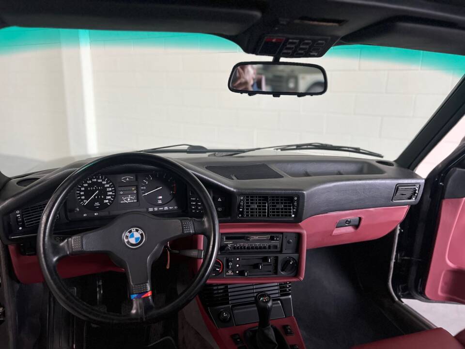 Image 13/21 de BMW M5 (1987)