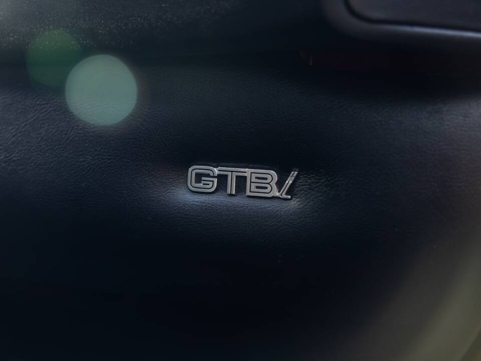 Bild 45/50 von Ferrari 308 GTBi Quattrovalvole (1983)