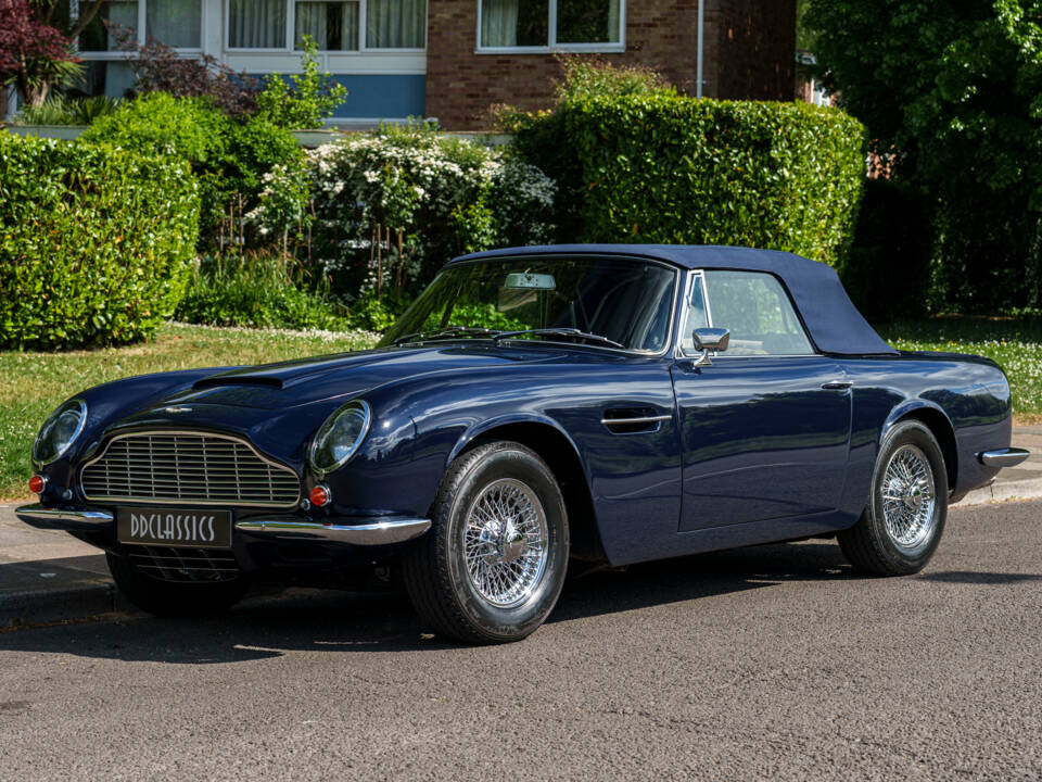 Bild 7/28 von Aston Martin DB 6 Mk II Volante (1970)