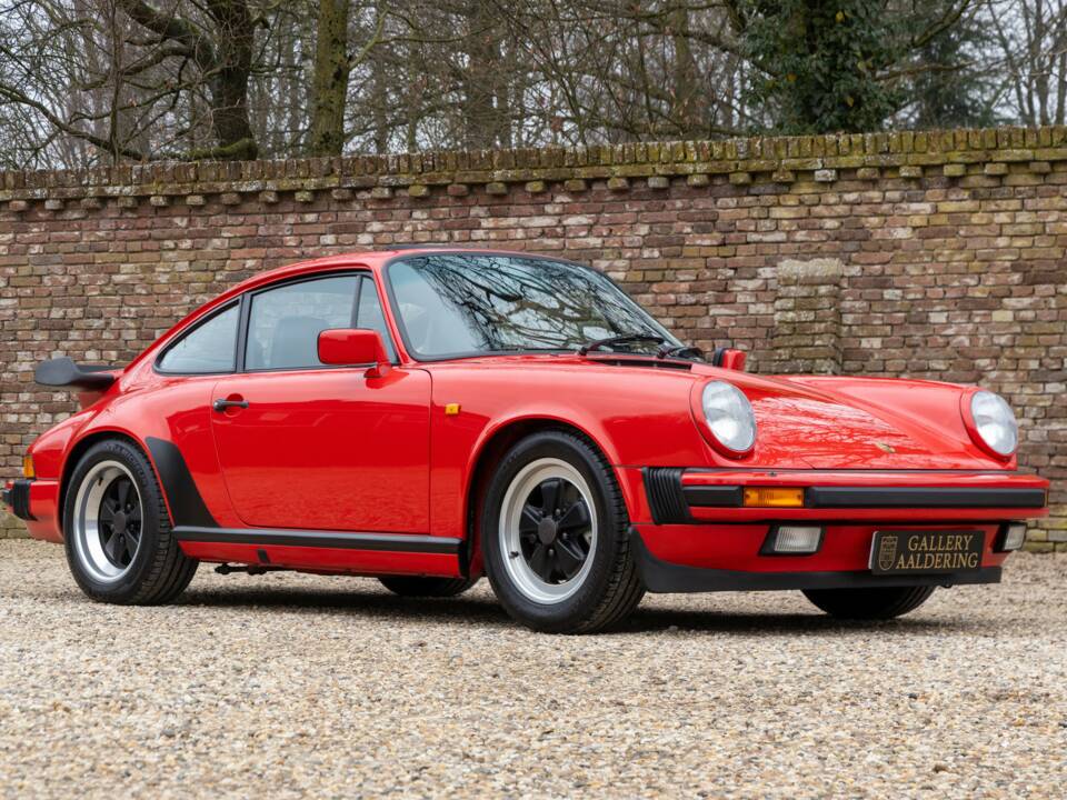 Bild 24/50 von Porsche 911 Carrera 3.2 (1988)