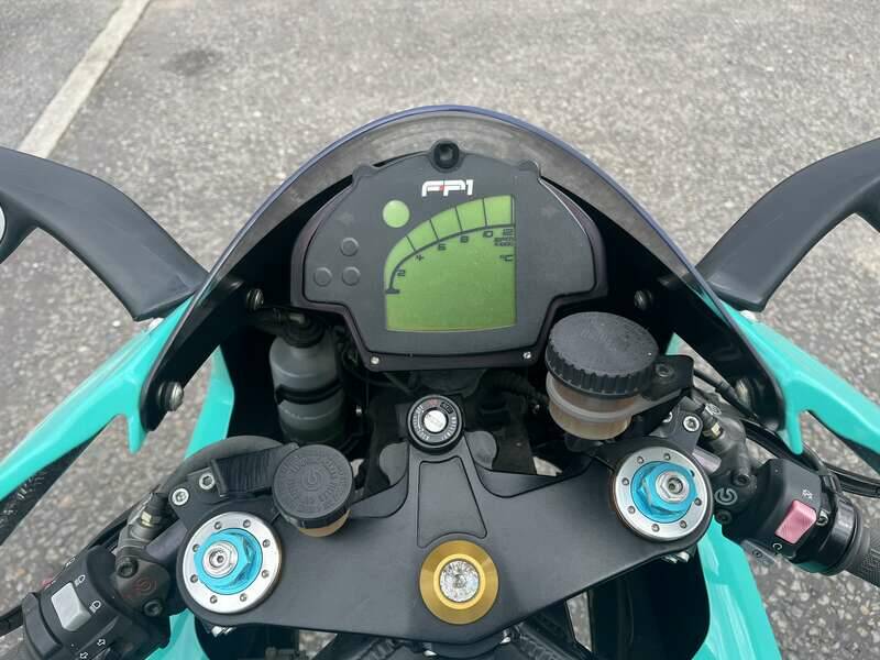 Bild 8/35 von Petronas DUMMY (2003)
