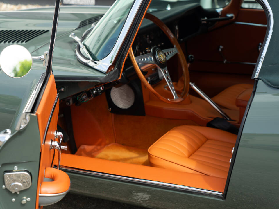 Afbeelding 32/33 van Jaguar E-Type 4.2 (1967)
