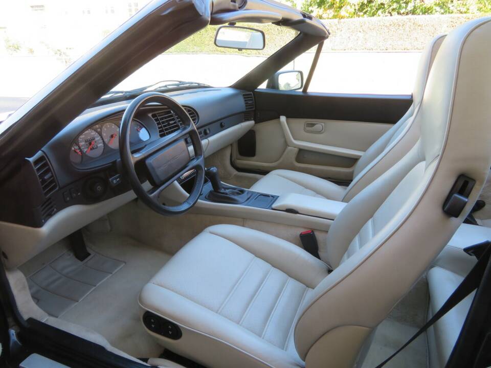 Image 5/18 de Porsche 944 S2 (1990)