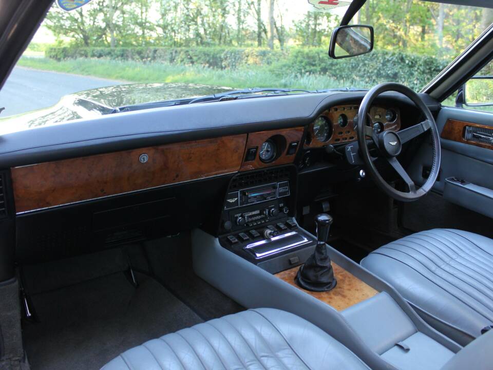 Bild 11/19 von Aston Martin V8 Vantage (1978)