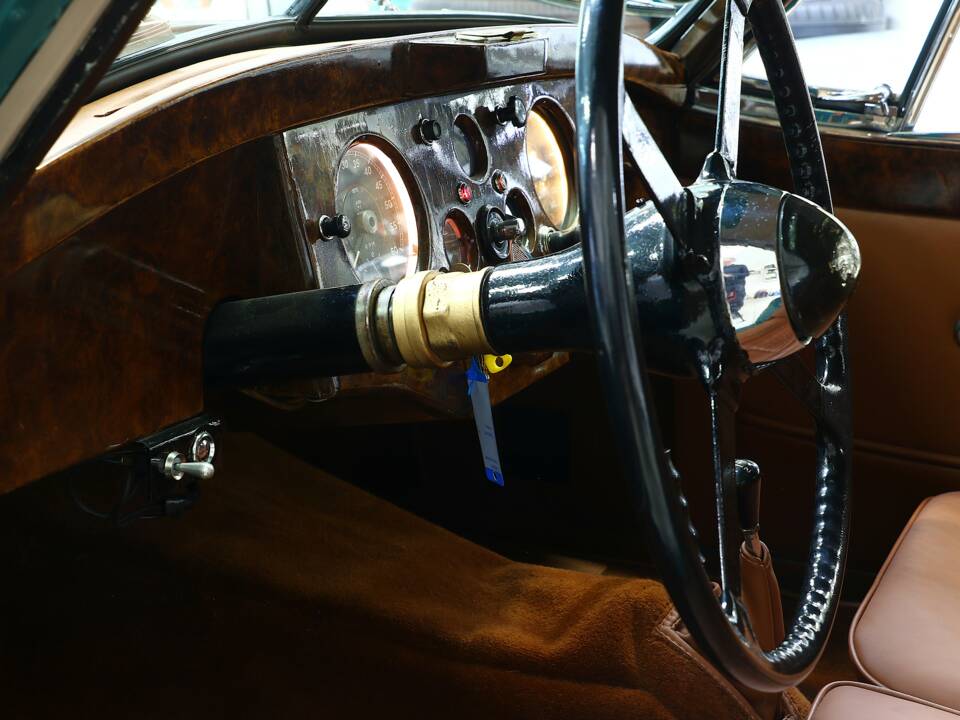 Imagen 23/37 de Jaguar XK 120 FHC (1953)