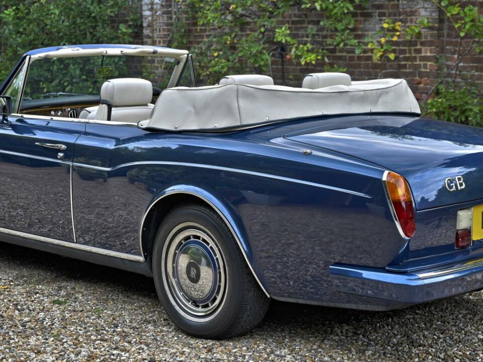 Imagen 15/50 de Rolls-Royce Corniche III (1991)