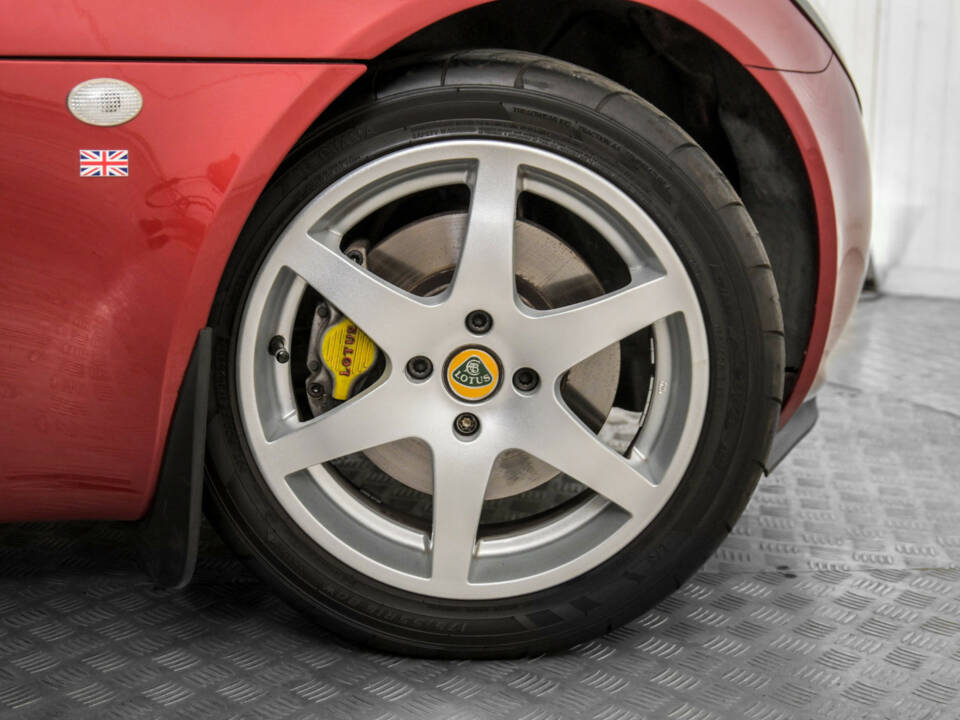 Image 40/50 of Lotus Elise (2003)