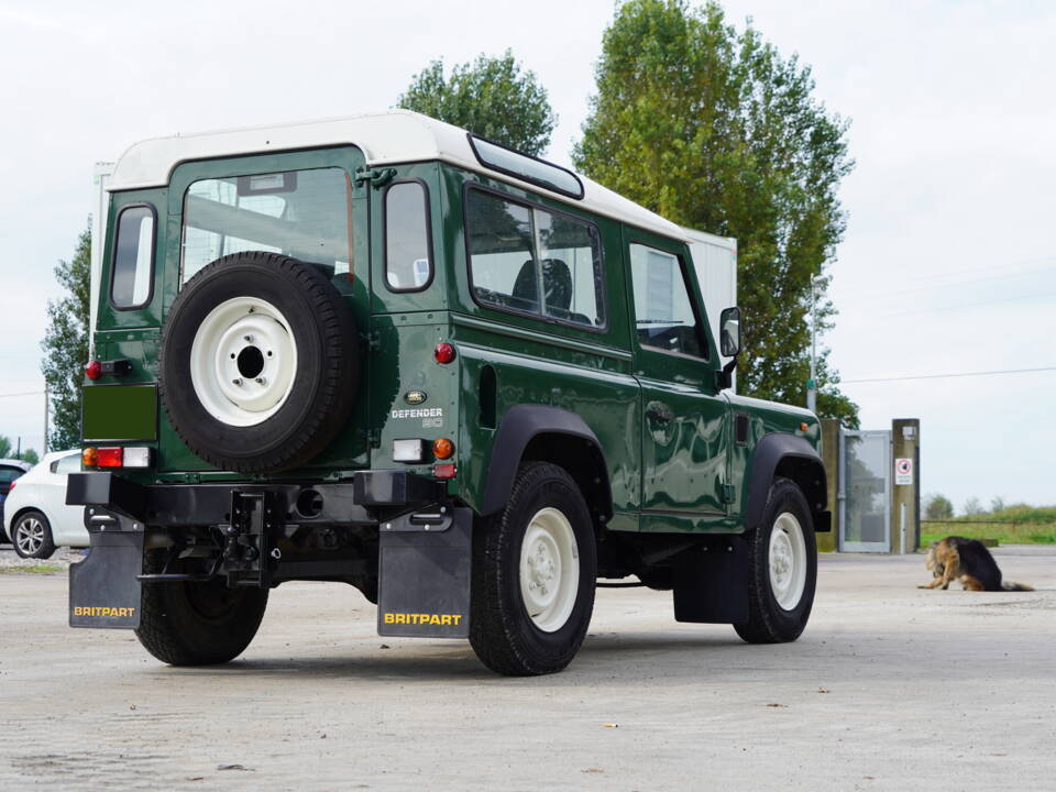 Image 6/12 of Land Rover Defender 90 Td5 (1999)