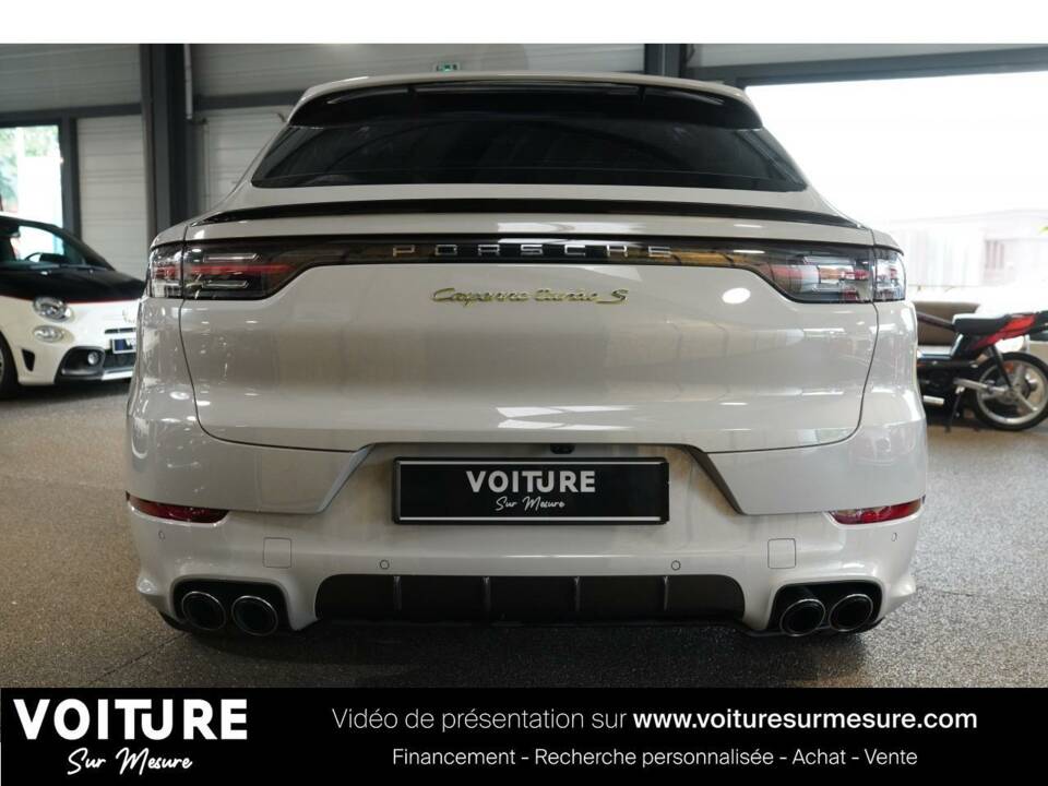 Image 14/25 of Porsche Cayenne Turbo GT (2019)