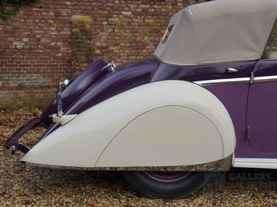 Image 29/50 of Talbot-Lago T26 Record (1950)