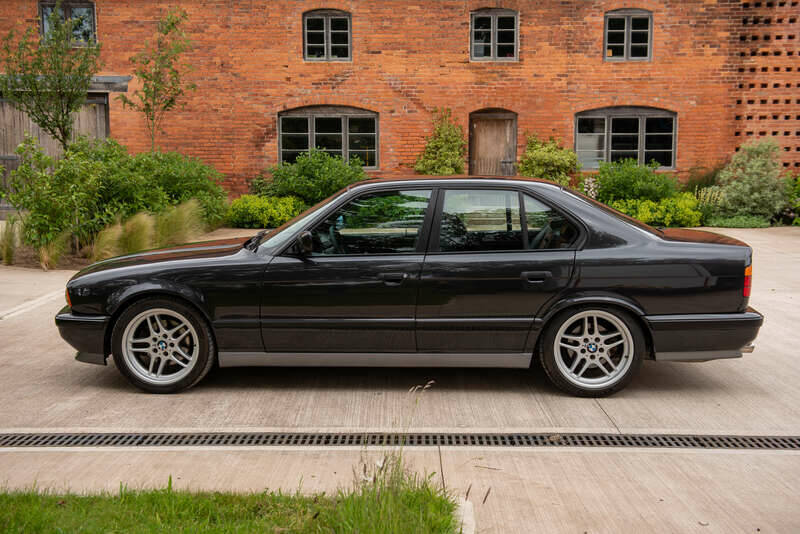 Bild 30/50 von BMW M5 (1994)