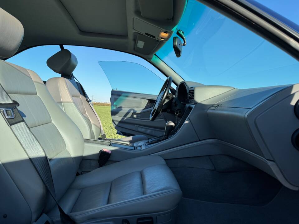Bild 14/40 von BMW 850i (1991)