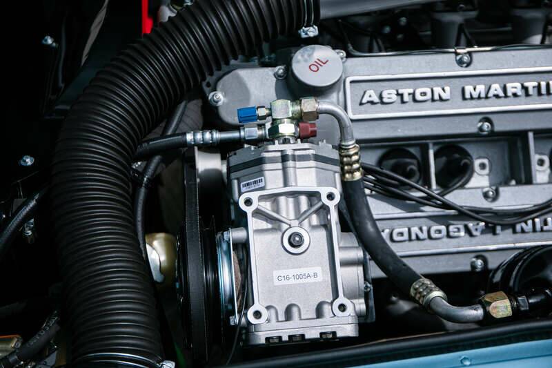 Bild 21/38 von Aston Martin V8 (1974)