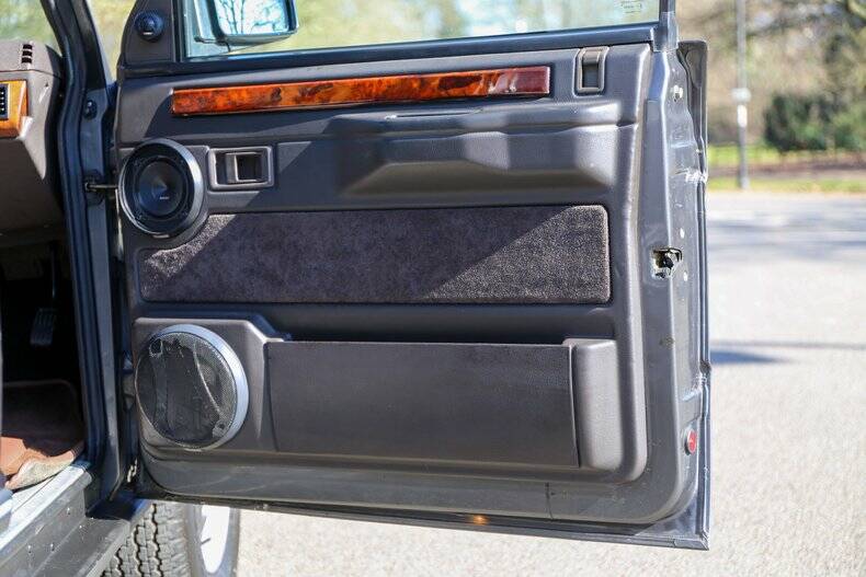 Immagine 19/50 di Land Rover Range Rover Vogue LSE (1994)