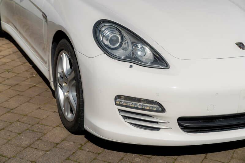 Bild 11/50 von Porsche Panamera 4S (2010)