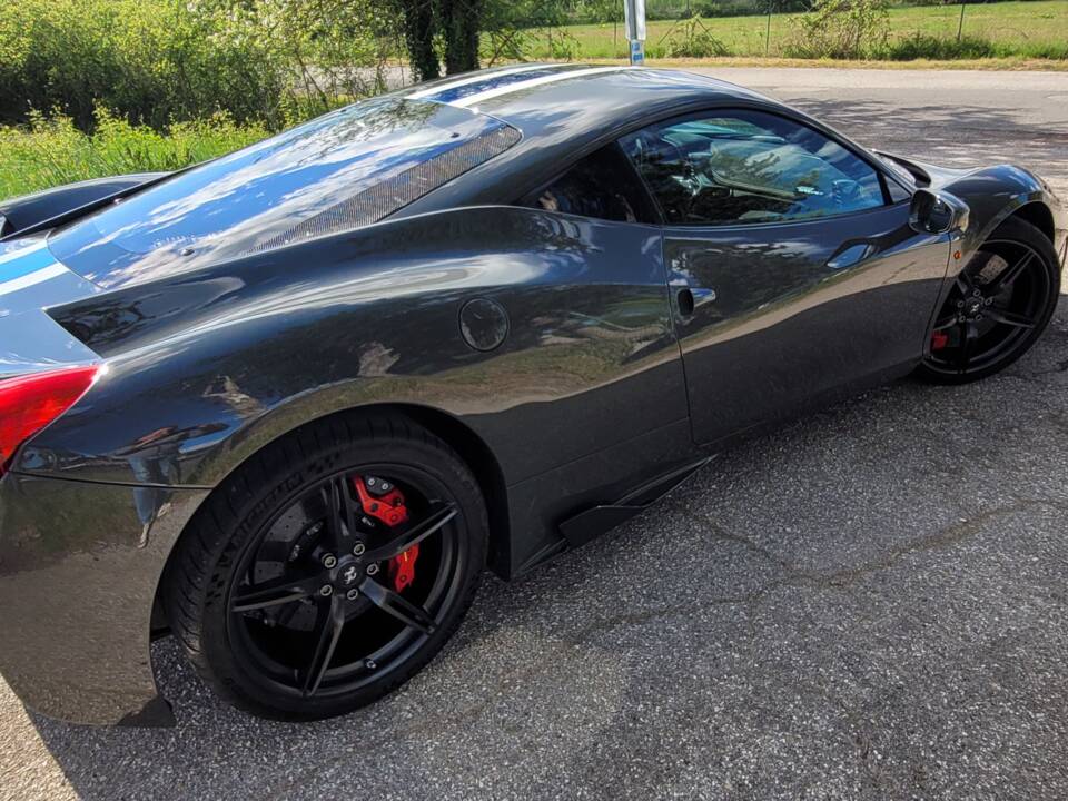 Image 8/13 of Ferrari 458 Speciale (2015)