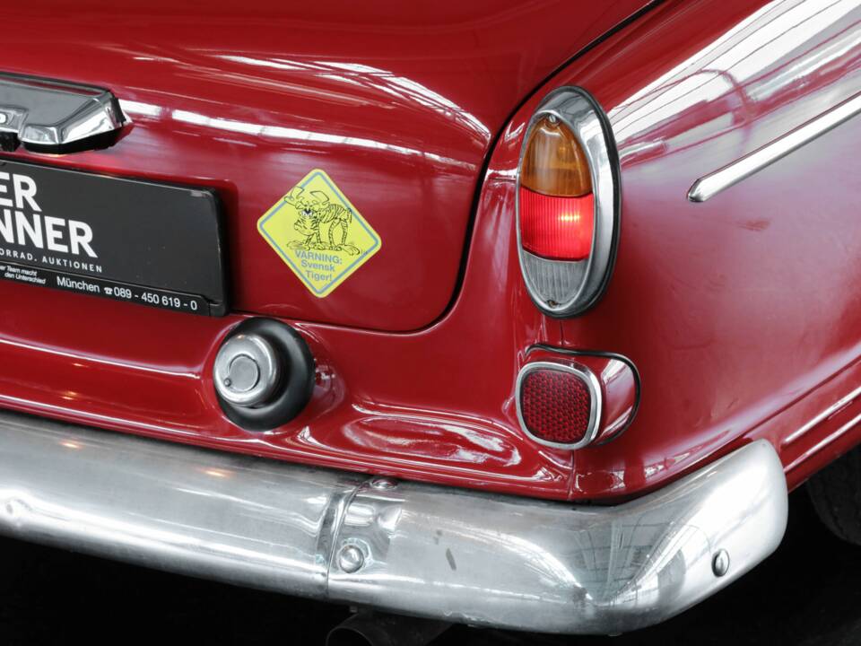 Image 40/41 of Volvo P 122 S (1966)