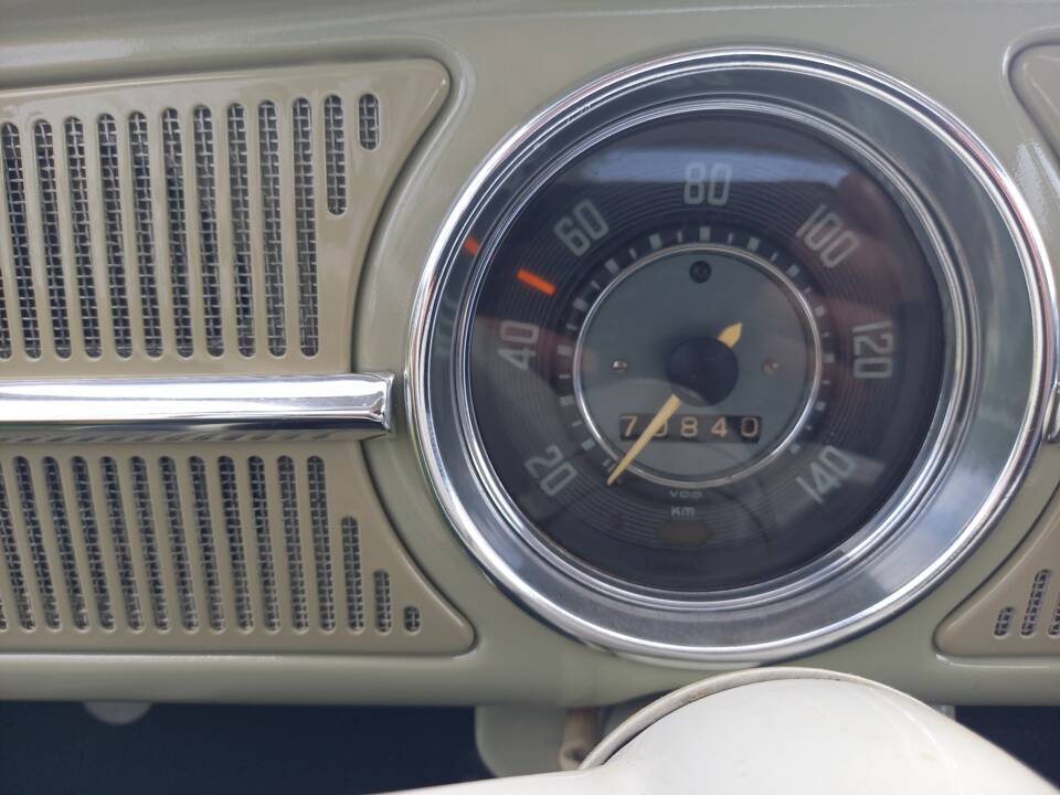 Image 51/137 of Volkswagen Beetle 1200 (1965)