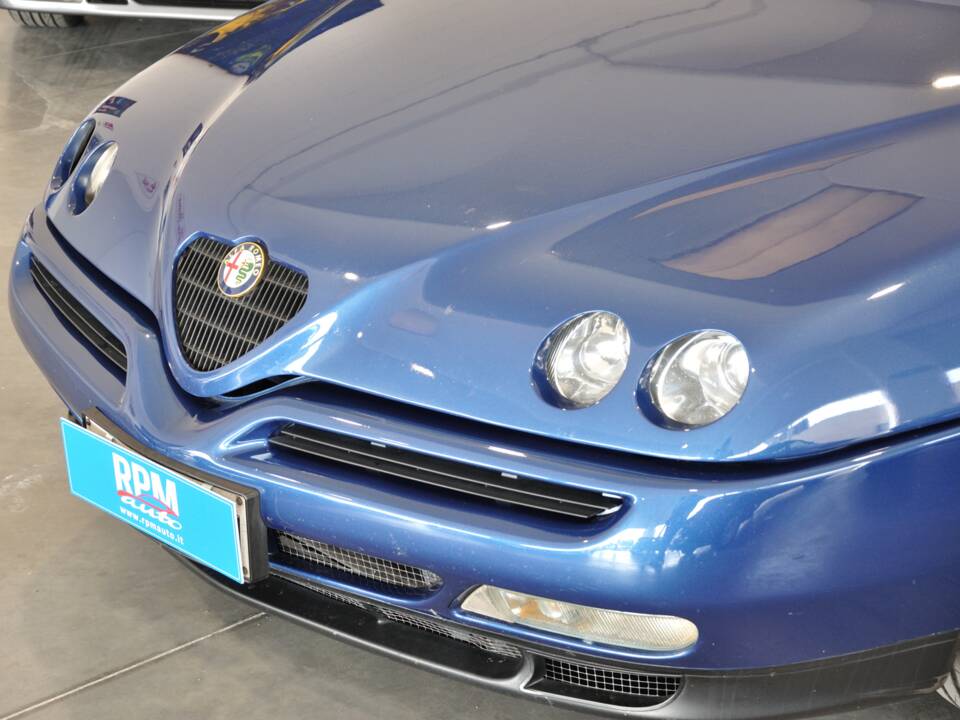 Image 8/17 of Alfa Romeo GTV 2.0 V6 Turbo (1995)