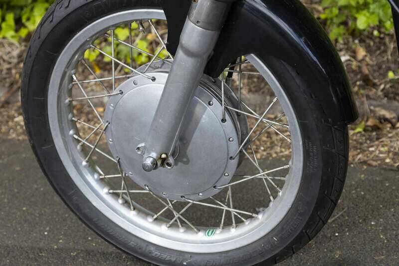 Image 28/33 of Norton Dominator Slimline TT (1969)