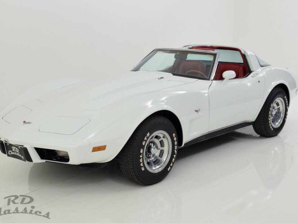 Image 1/4 of Chevrolet Corvette Stingray (1979)