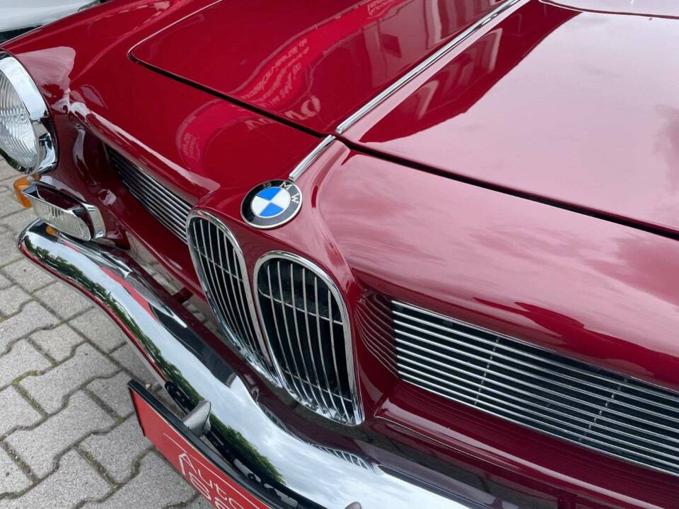 Image 9/20 of BMW 3200 CS (1965)