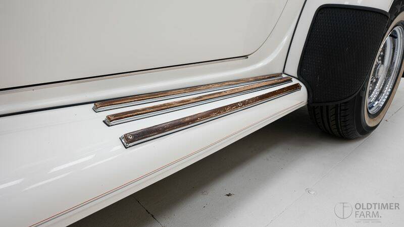 Image 10/15 of Excalibur Roadster IV (1983)