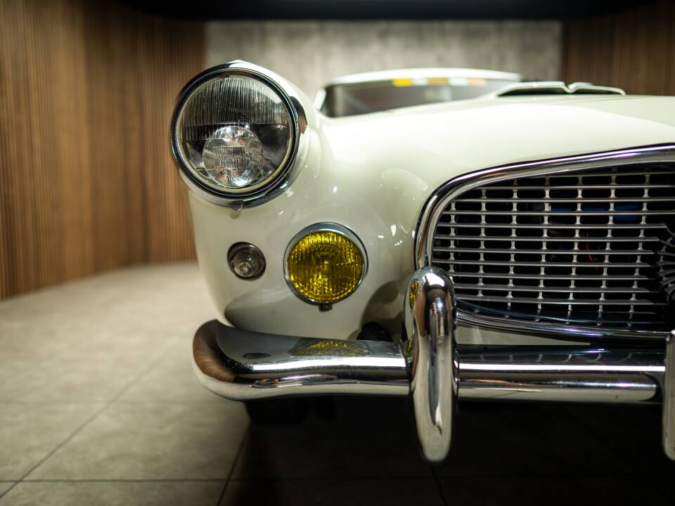 Bild 65/99 von Maserati 3500 GT Touring (1959)