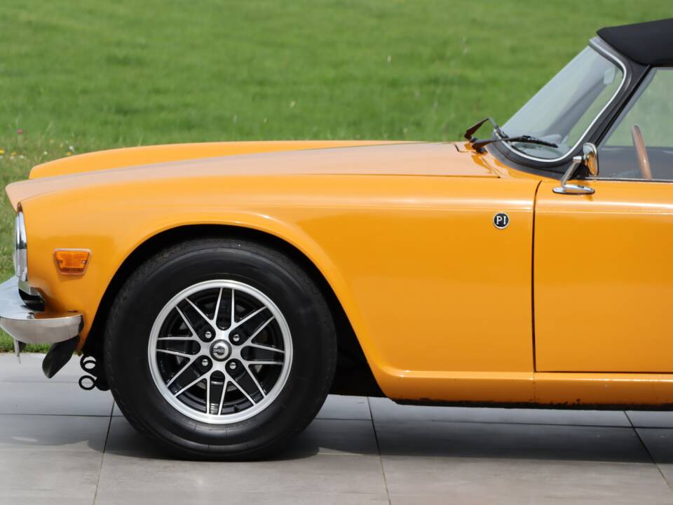 Bild 50/50 von Triumph TR 6 (1974)