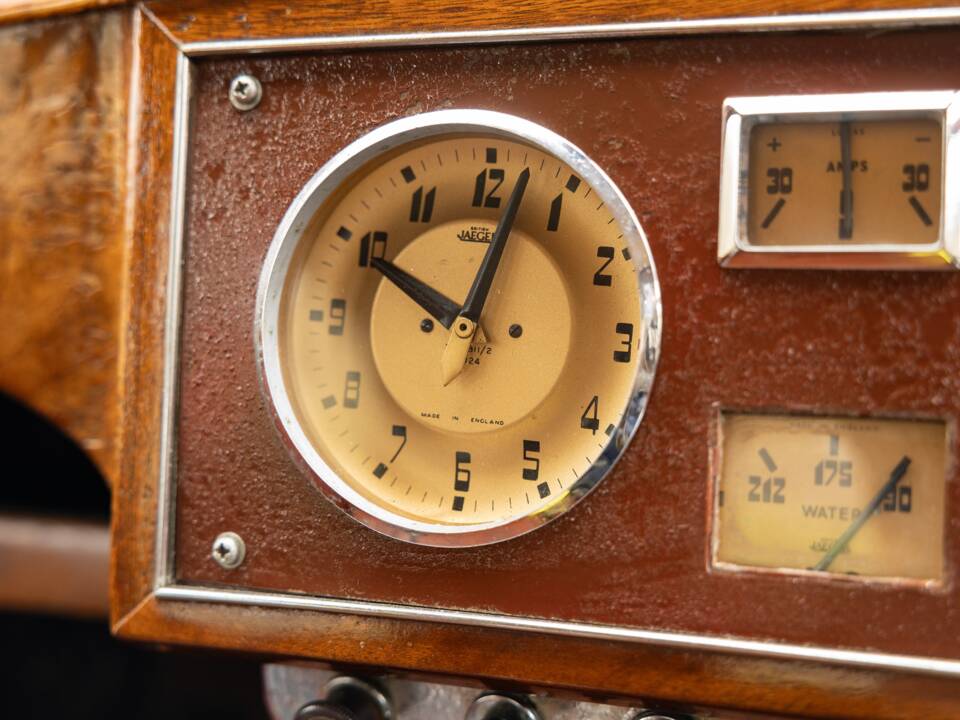 Image 10/21 of Riley 2.5 Litre RMF (1953)