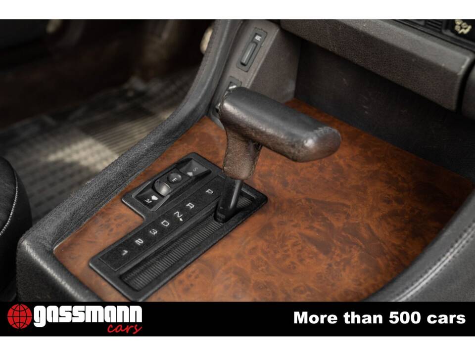 Image 15/15 of BMW 750iL (1989)