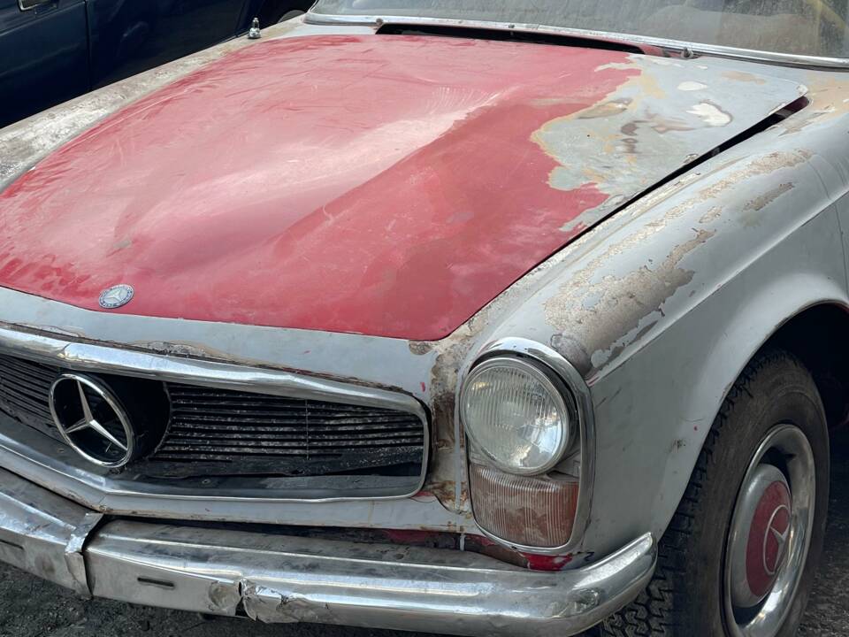 Imagen 8/37 de Mercedes-Benz 230 SL (1964)