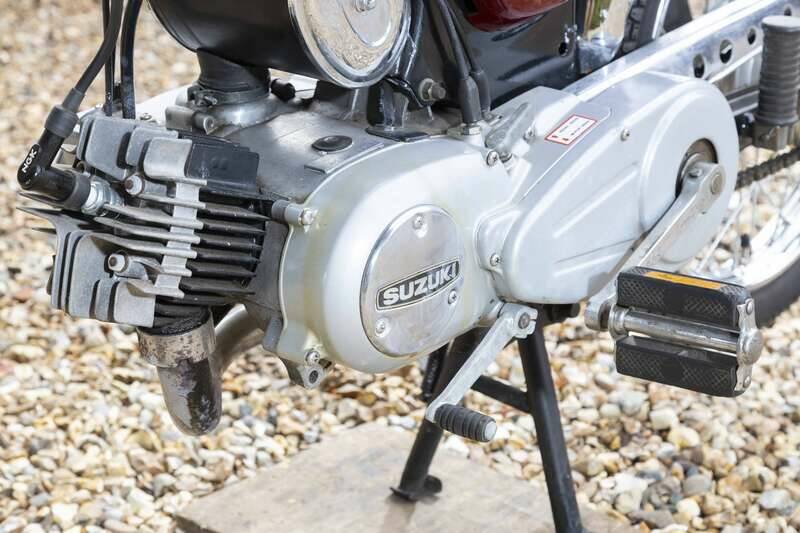 Bild 32/35 von Suzuki DUMMY (1977)