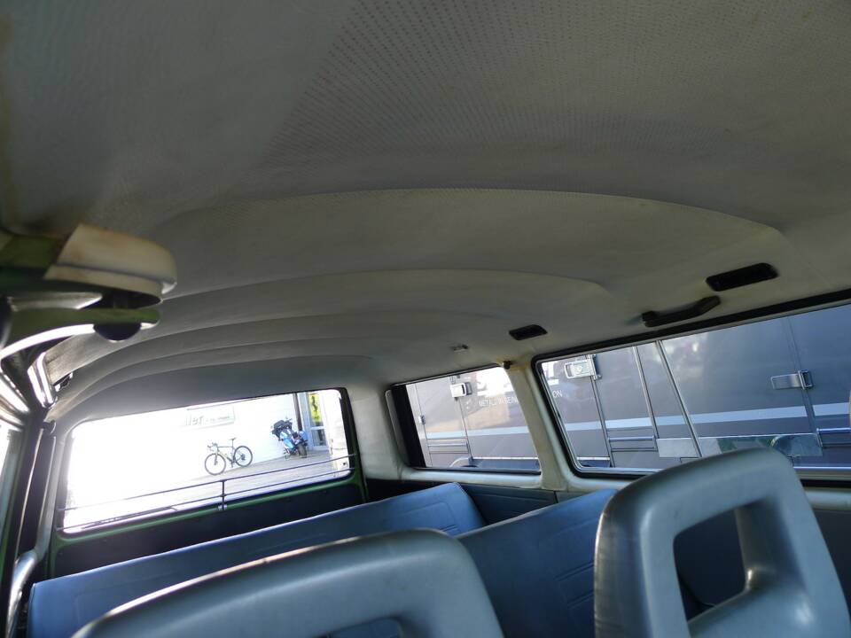 Image 12/15 of Volkswagen T3 Caravelle GL 1.9 (1990)