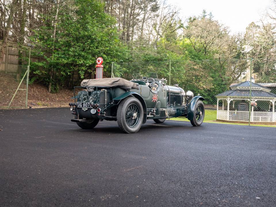 Image 21/39 of Bentley 6 1&#x2F;2 Liter Speed Eight Special (1935)