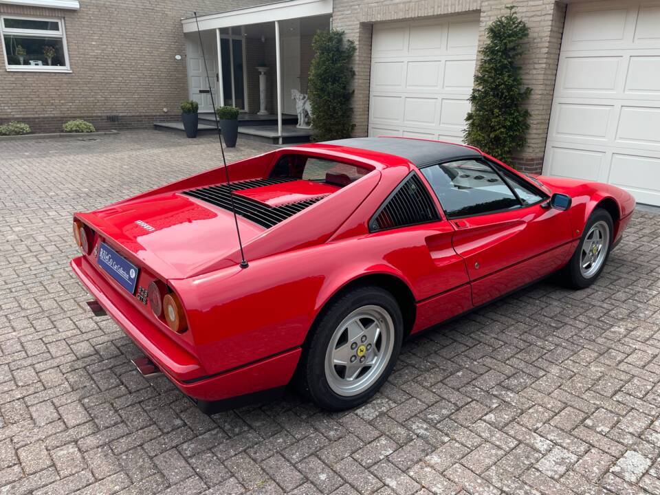 Image 5/48 of Ferrari 328 GTS (1989)
