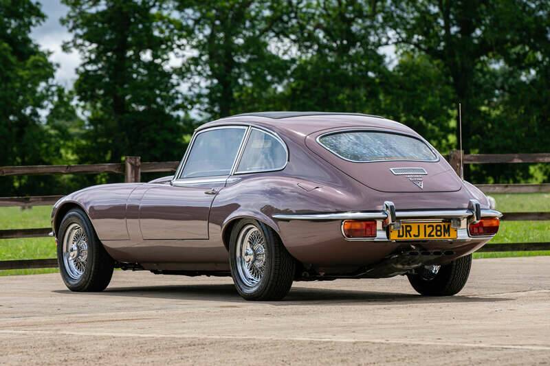 Bild 4/32 von Jaguar E-Type V12 (2+2) (1973)