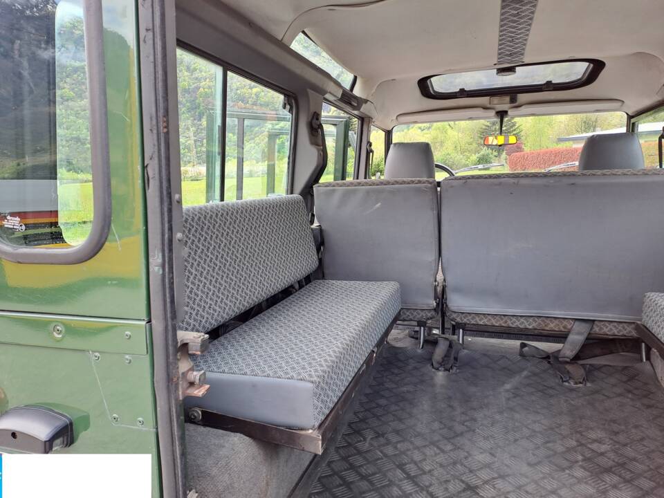 Imagen 12/15 de Land Rover Defender 110 Td5 (1999)