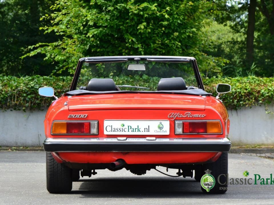 Image 4/50 of Alfa Romeo 2000 Spider Veloce (1981)