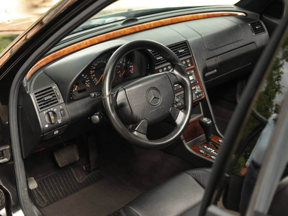 Bild 21/89 von Mercedes-Benz C 43 AMG T (1998)