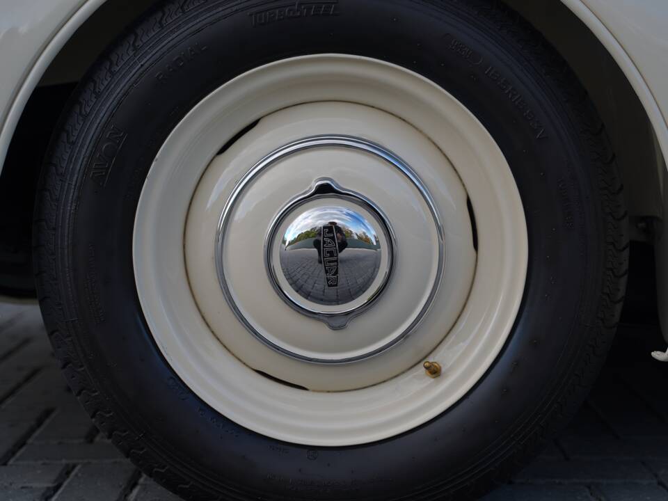 Image 44/50 of Jaguar XK 120 OTS (1950)