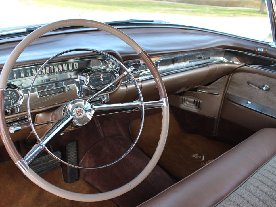 Image 19/29 of Cadillac 60 Special Fleetwood (1958)