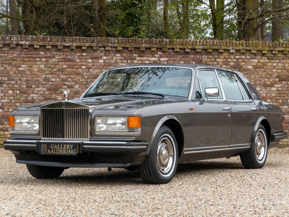 Image 30/50 of Rolls-Royce Silver Spirit (1987)