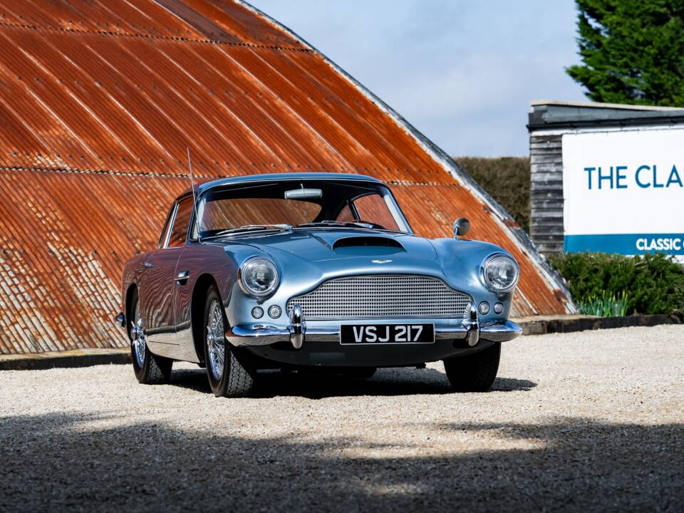 Afbeelding 15/46 van Aston Martin DB 4 (1962)