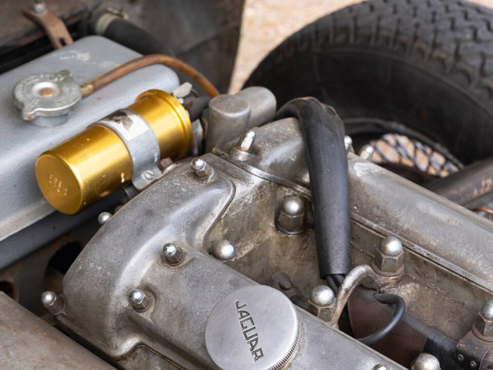 Image 21/40 de Jaguar Type E 4.2 (1966)