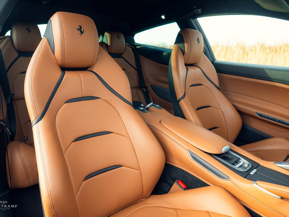 Bild 11/12 von Ferrari GTC4Lusso (2016)