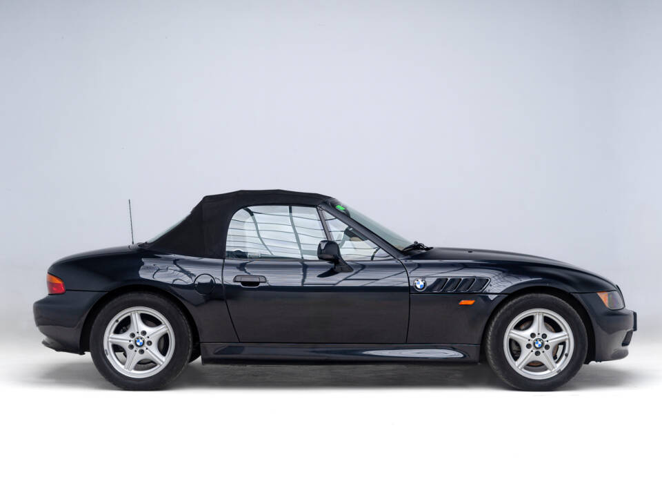 Image 8/39 of BMW Z3 1.9 (1996)