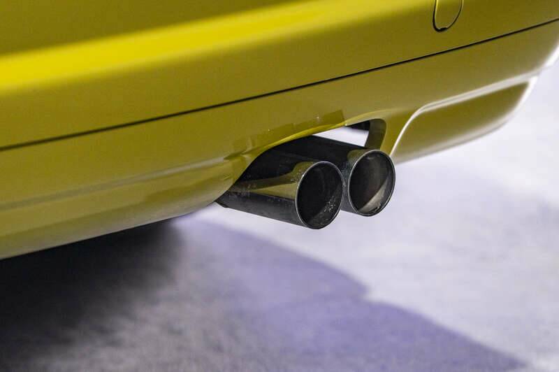 Image 41/50 of BMW M3 (2003)